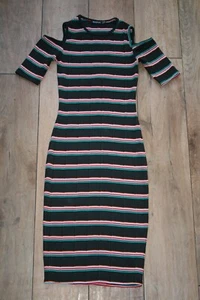 NEW! BOOHOO knitted jumper dress SIZE 8 cold shoulder stretch bodycon stripes - Picture 1 of 4