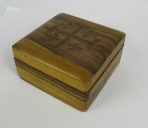 Olivewood Souvenir Square Box Engraved With Jerusalem Cross - Picture 1 of 5