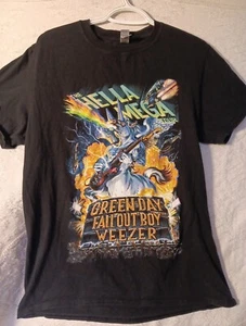 Hella Mega Tour Green Day T-SHIRT Mens Medium Fall Out Boy, Weezer 2021 Concert  - Picture 1 of 8
