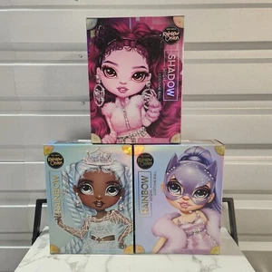 3 Rainbow & Shadow High Dolls Violiet Willow, Lola Wilde, Robin Sterling Kostüm - Bild 1 von 14