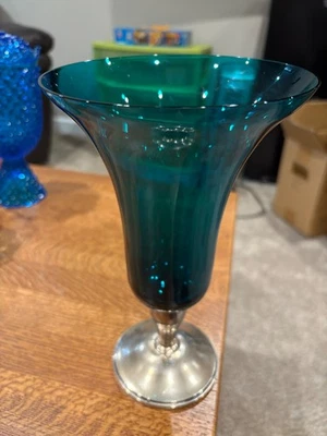 Jarrón vintage MCM Gorham de plata de ley y vidrio azul azul azul azul de 9,5" de alto Foto 1 de 4