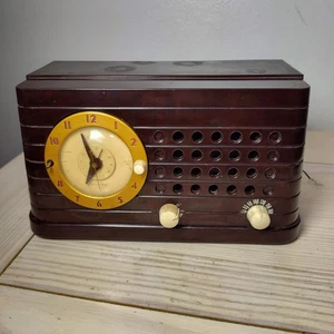 RADIO RELOJ AM TELECRON MUSALARM MODELO BAQUELITA 8H59 Piezas no probadas reparación - Imagen 1 de 15