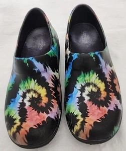 Shoes Crocs Neria Pro II Work Clogs Tie Dye Slip Resistant 205385 Womens Size 8 - Picture 1 of 7