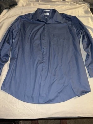 Camisa de vestir Van Heusen Luxe Satén LS para hombre cuello 18,5 34-35 azul abotonada Foto 1 de 4