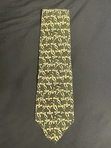 Wylie Coyote: Warner Bros. Studio Store 100% Silk Tie - 1995 - Picture 1 of 6