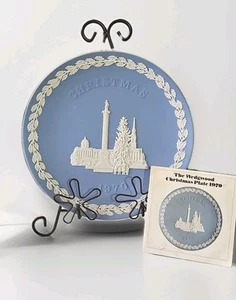 Vintage 1970 Wedgwood Blue & White Jasperware Trafalgar Square Christmas Plate - Picture 1 of 7