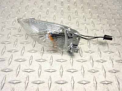 2018 11-18 Suzuki GSXR 600 GSXR600 Right Rear Turn Signal Indicator - Image 1 of 4