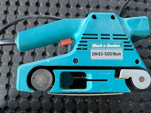 Black & Decker Belt Sander DN83 500 watt - Picture 1 of 4