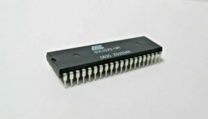 Lote 3 piezas AVR Microchip Atmel Microcontrolador 80C32X2-UM 0635 Z53534A Nuevo - Imagen 1 de 2