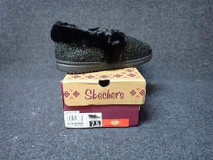 NEW Skechers Cozy Lite-Sweet Walk Knit Slippers Black Women Size 7.5W (SS36) - Picture 1 of 6