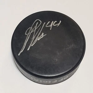 Marc-Edouard Vlasic Autograph Practice Hockey Puck IN-PERSON AUTOGRAPH AUTO - Bild 1 von 2