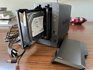 Synology 2 Bay 3.5 inch (DS218) DiskStation with two 3tb hard drives - Photo 1/5