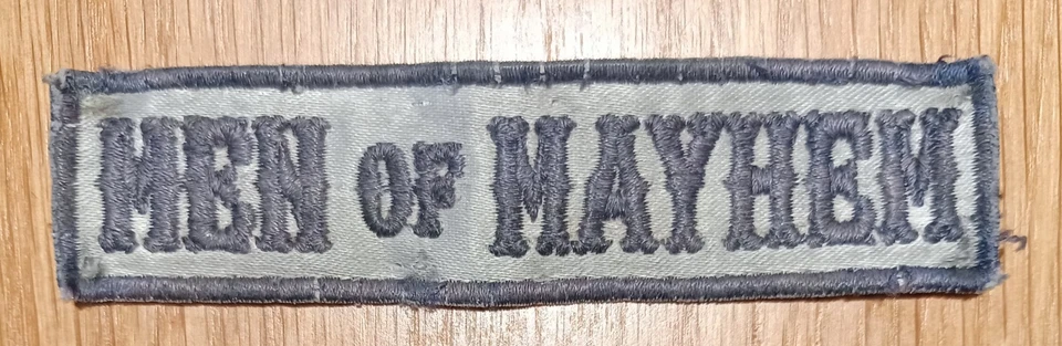 HIJOS DE LA ANARQUÍA - AUTÉNTICO PARCHE "HOMBRES DE MAYHEM" PANTALLA USADO DEL SET KUTTE  Foto 1 de 2