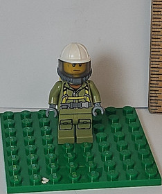 LEGO City Fig cty0682 - Male Volcano Explorer - Light Scratches/No Cracks