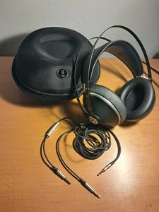 Meze Audio 99 Neo Cuffie Over-Ear Posteriori Chiuse Cablate con Microfono Nero - Foto 1 di 9