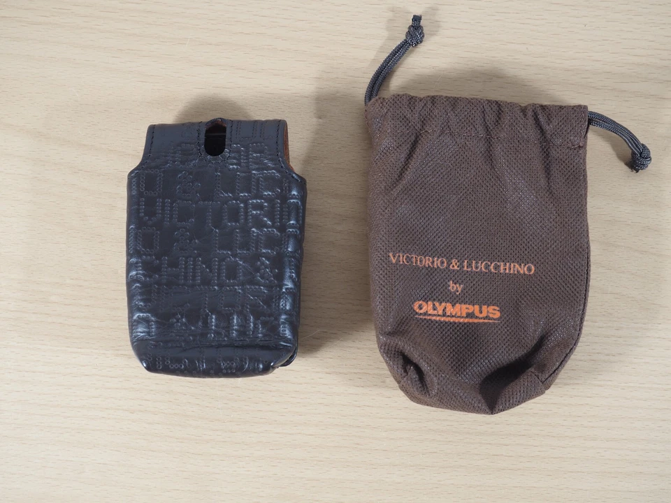 Victorio & Lucchino by Olympus Compact Camera Leather Case for [mju:] Series - Image 1 of 4