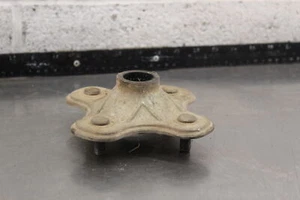 1995 Yamaha Big Bear 350 YFM350FW 4x4 REAR BACK WHEEL RIGHT HUB O930 - Picture 1 of 4