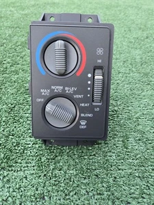 1995-1997 Chevy Gmc S-10 Blazer Jimmy HVAC A/C Heater Temp Climate Control Unit - Picture 1 of 4