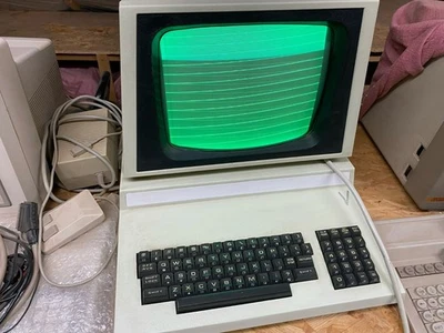 Commodore CBM 4032-32N – Vintage Business-Computer - Bild 1 von 2