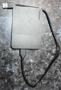 HDD Portable 1TB Toshiba - Hard Disk Sentinel Report = 100% Excellent - Picture 1 of 4