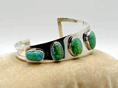 MID CENTURY MODERN NAVAJO Sterling & Turquoise CUFF BRACELET Signed VV #801 - Image 1 of 4