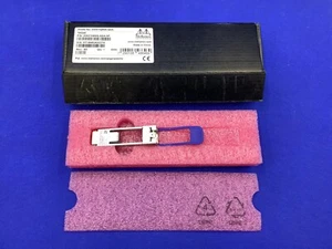 NOB MAM1Q00A-QSA Mellanox Network Adapter Transceiver 40Gb SFP+ QSFP - Picture 1 of 2