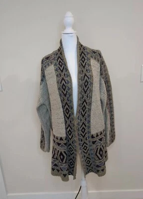 Cárdigan boho mediano Style & Co para mujer diseño geométrico en azul y gris Foto 1 de 4