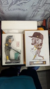New San Diego Padres Luis Arraez "La Regadera" Bobblehead SGA 9/22/25 Limited  - Picture 1 of 17
