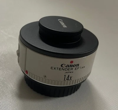 Canon EF Extender 1.4x - Excelente estado com estojo macio - Imagem 1 de 4