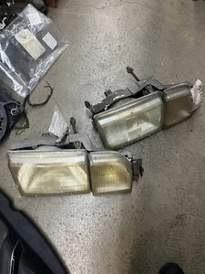 1989 MERKUR SCORPIO HEADLIGHT - Picture 1 of 3