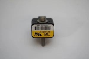 ✅ 2005 - 2006 Cadillac Chevrolet GMC FRONT Sensor 10370149 OEM - Picture 1 of 4