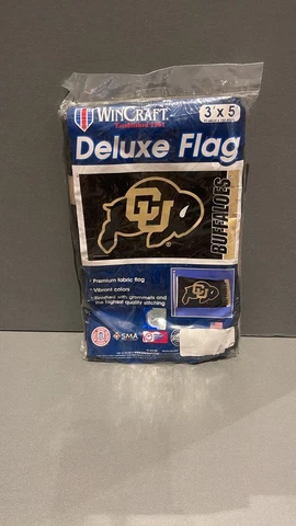 WinCraft Colorado Buffaloes Deluxe 3' x 5' Flag Cover