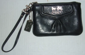 COACH Vintage Wristlet BLACK Genuine Leather Embossed Silver Metallic Stagecoach - Picture 1 of 9