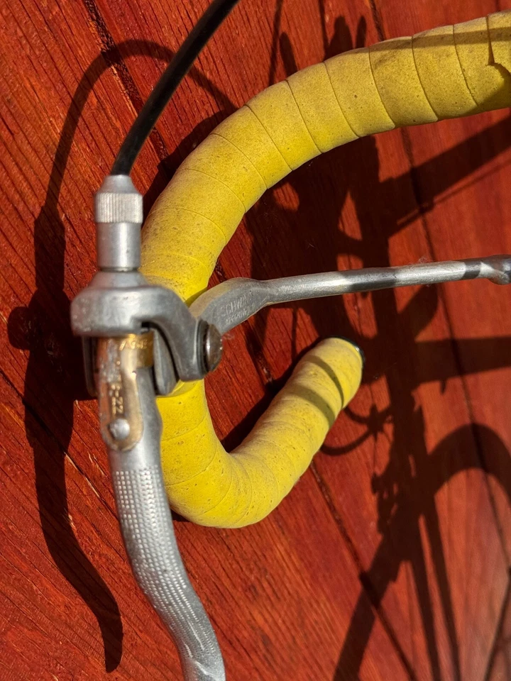Vintage 1973 Schwinn Le Tour – Yellow – Classic Ride, Modern Comfort - Image 1 of 4