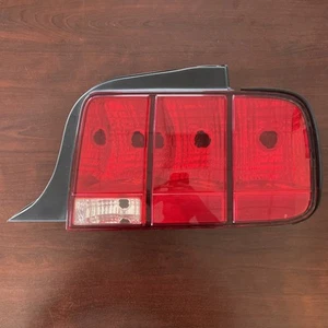 2005-2009 Ford Mustang Passenger Right Side Tail Light Taillight OEM RH Assembly - Picture 1 of 11