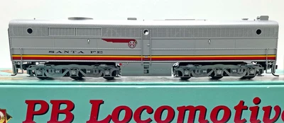 HO LIFE LIKE PROTO 2000 21570 PB UNIT SANTA FE AT&SF # 70A DUMMY UNPOWERED W/ DB - Image 1 of 2