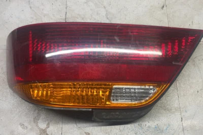 Conjunto de luz trasera derecha pasajero ACURA TL 1999-2001 FABRICANTE DE EQUIPOS ORIGINALES Foto 1 de 4