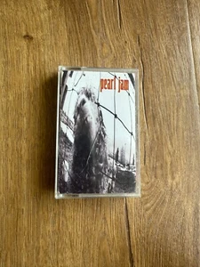Pearl Jam VS Cassette Tape Epic Tested Works - Foto 1 di 10