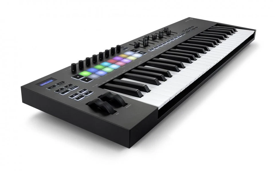 Novation Launchkey 61 mk3 MIDI Keyboard Controller - Image 1 of 2