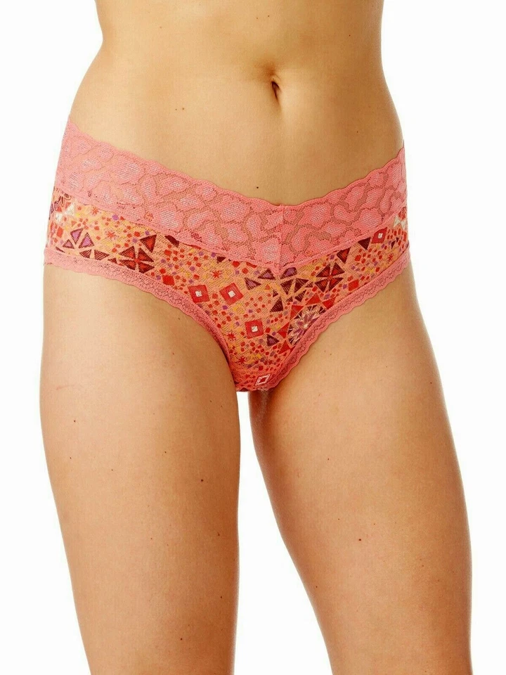 Bragas hipster de encaje para mujer No Boundaries talla GRANDE (7) fresa geométrica Foto 1 de 1