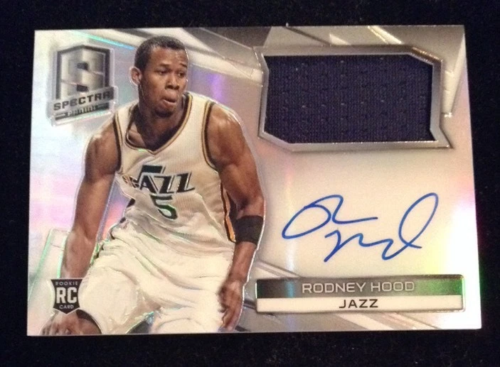 2014-15 Panini Spectra Rodney Hood Auto Jumbo Jersey Prizm #ed 97/125 - Image 1 of 1