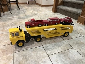 Vintage Mighty Tonka Car carrier with 3 Tonka Vehicles - Picture 1 of 15