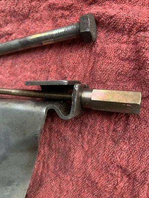 Mercedes M617 300D 300TD 300TDT 300SD Alternator Belt Tensioner Bracket 78-85 - Image 1 of 4