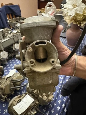 Carburador Kawasaki KL250 1980 - Mikuni Kogyo MIC 34 mm Foto 1 de 4