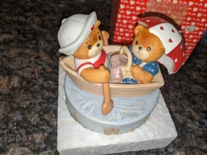Enesco Musical Lucy & Me Bears Figurine Vintage 1984 Row Row Row Your Boat-New - Picture 1 of 6