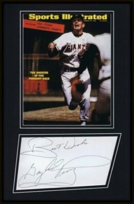Gaylord Perry Giants Signed Framed 11x17 Photo Display JSA - Image 1 of 2