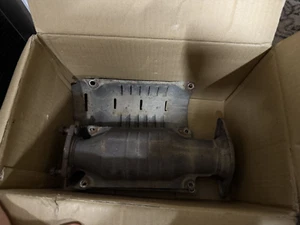 Honda Integra Type R JDM DC5 OEM Genuine Catalytic Converter CAT RARE - Picture 1 of 6
