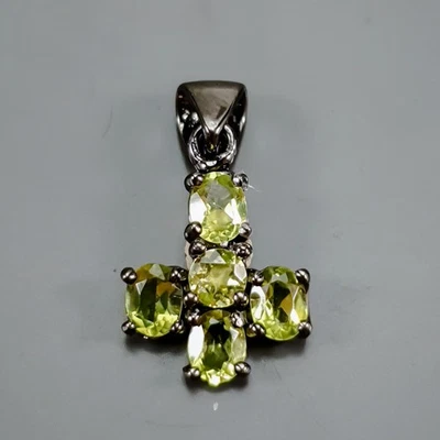 Jewellery Natural Peridot Pendant 925 Sterling Silver  /NP51716 - Image 1 of 4
