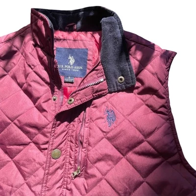 Chaleco Acolchado US Polo Assn Para Mujer Pequeño Borgoña Pana Cuello Botón a Presión Z Foto 1 de 4