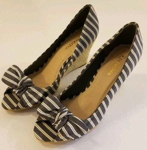Restricted Women's Blue Striped Fabric Wedge Braided Rope Heel Size 9.5 - NEW - Picture 1 of 5